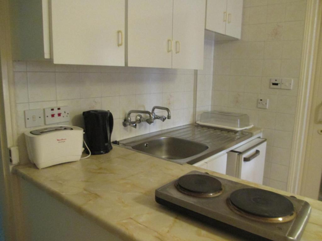Pasianna Hotel Apartments Lárnaca Habitación foto